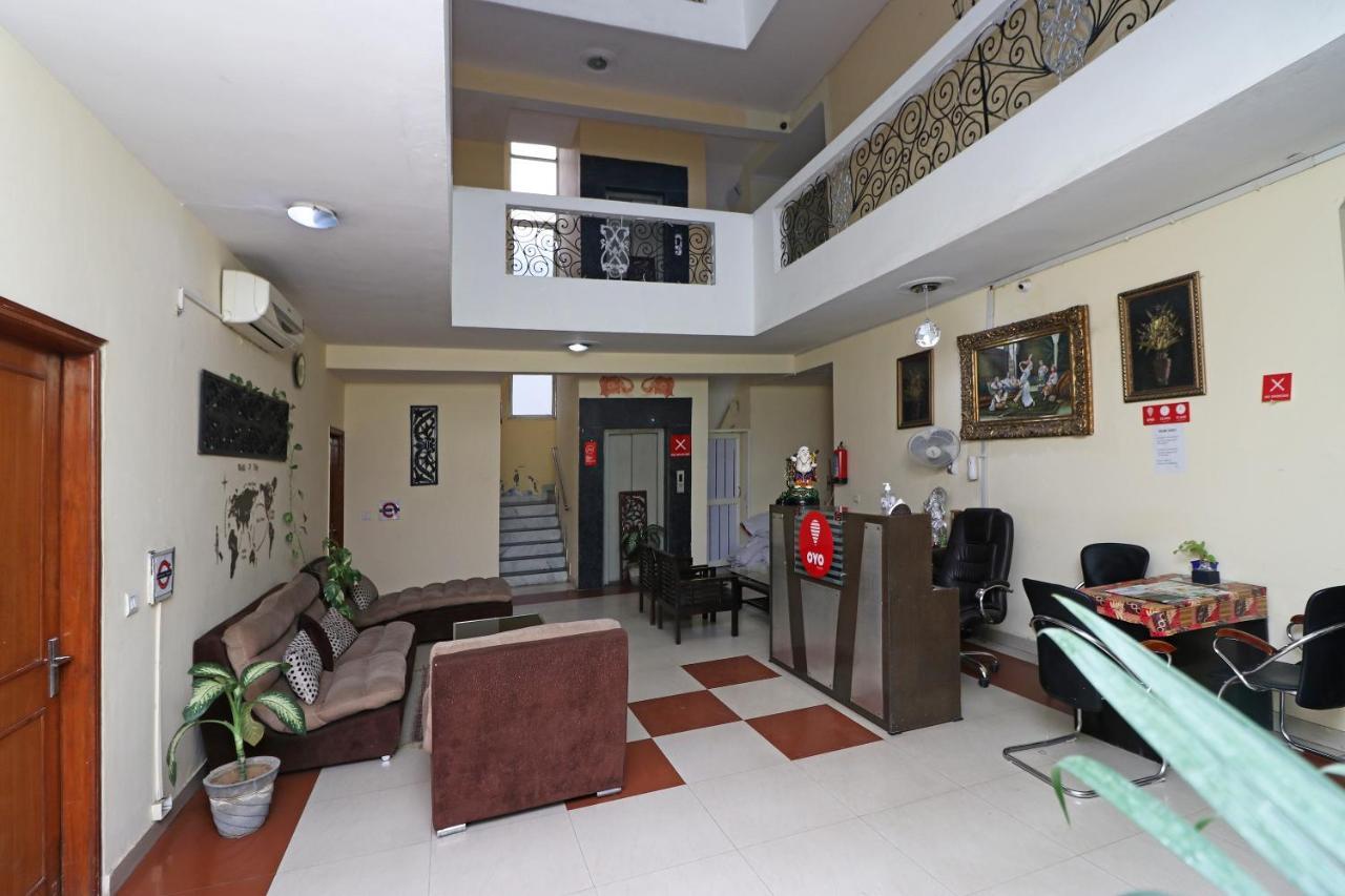 Hotel Oyo 6608 Sector 56 Badshahpur Exterior foto
