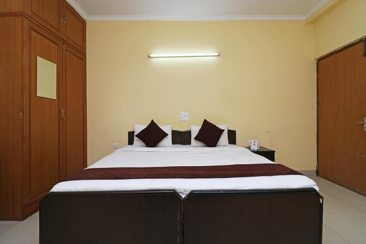 Hotel Oyo 6608 Sector 56 Badshahpur Exterior foto