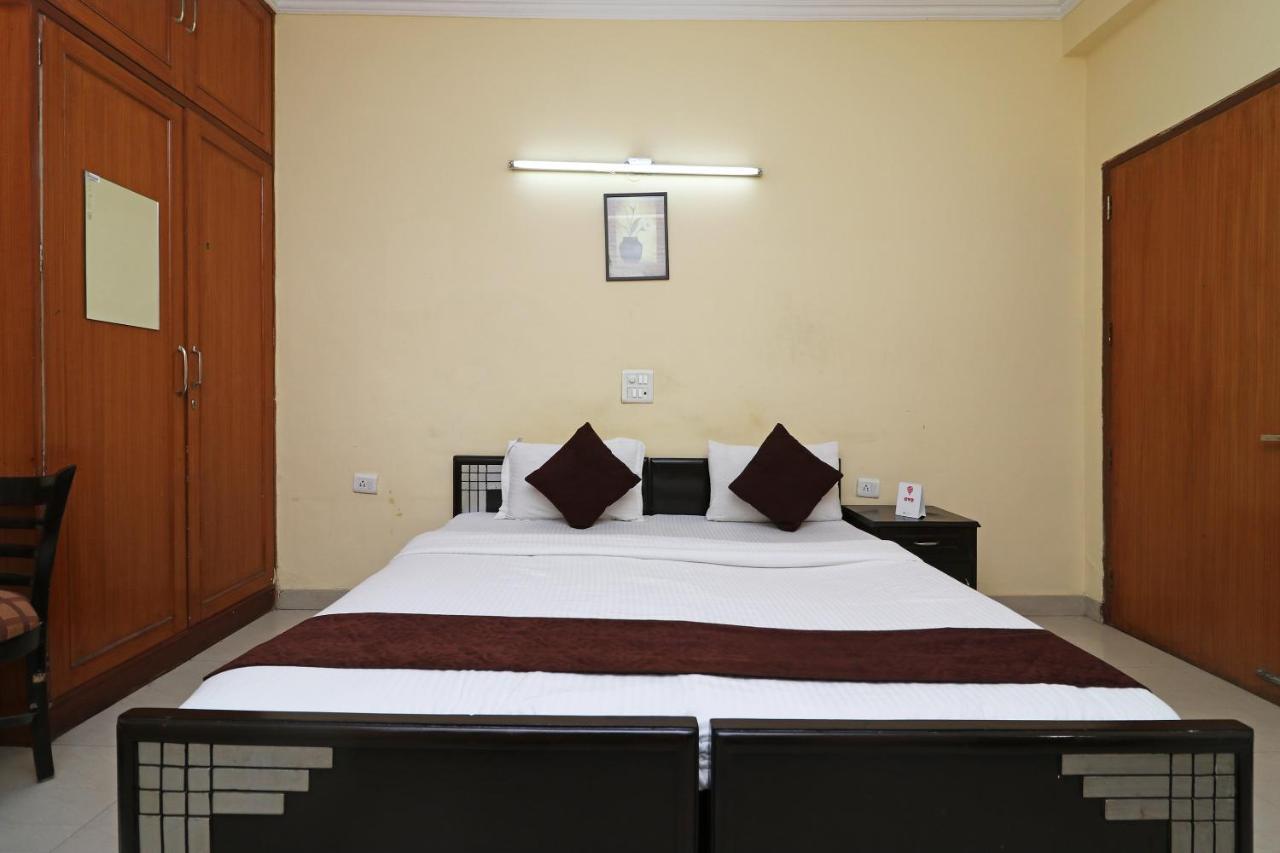 Hotel Oyo 6608 Sector 56 Badshahpur Exterior foto