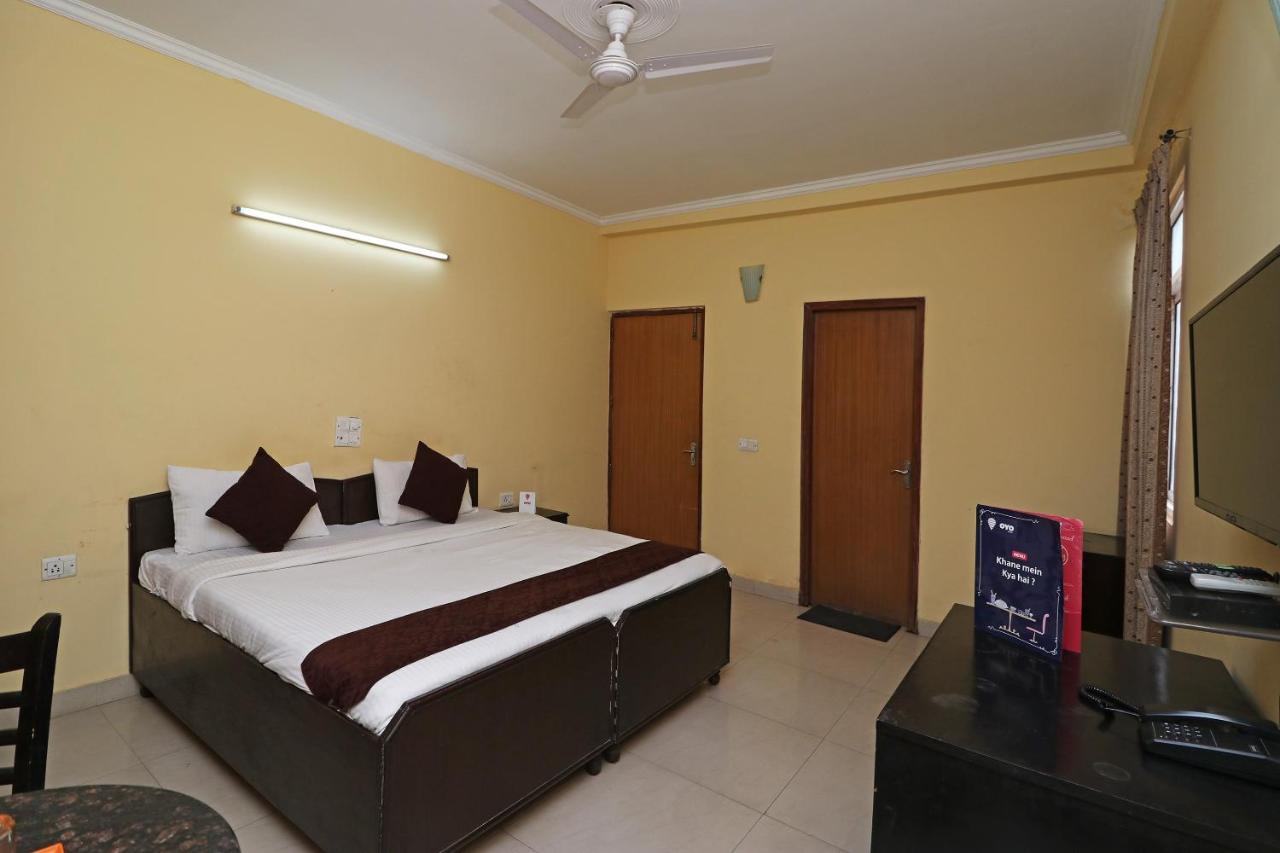 Hotel Oyo 6608 Sector 56 Badshahpur Exterior foto